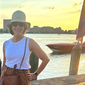 Meet your Posher, Sue Ann